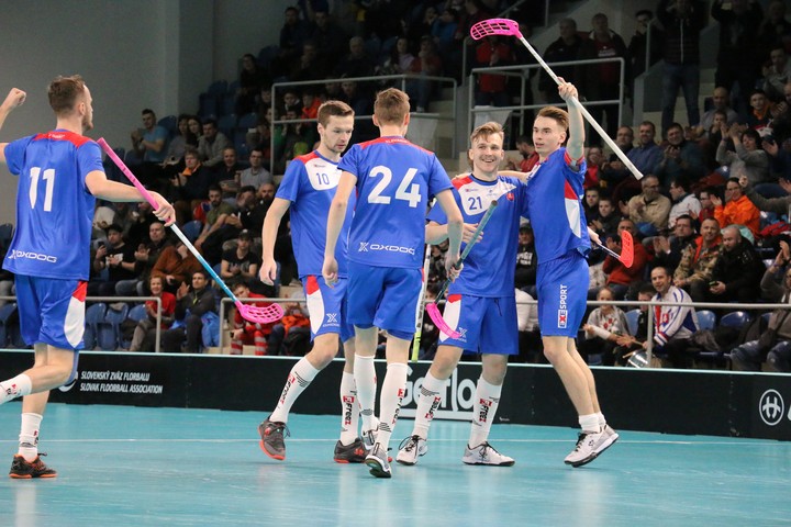 Jasný víťaz skupiny - Slovensko postupuje na florbalové MS